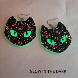 Halloween Black Cat Earrings Glow in the Dark Green Eyes Luminous